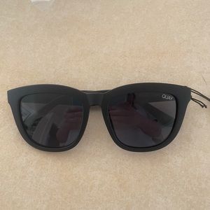 QUAY sunglasses (NWT!!)